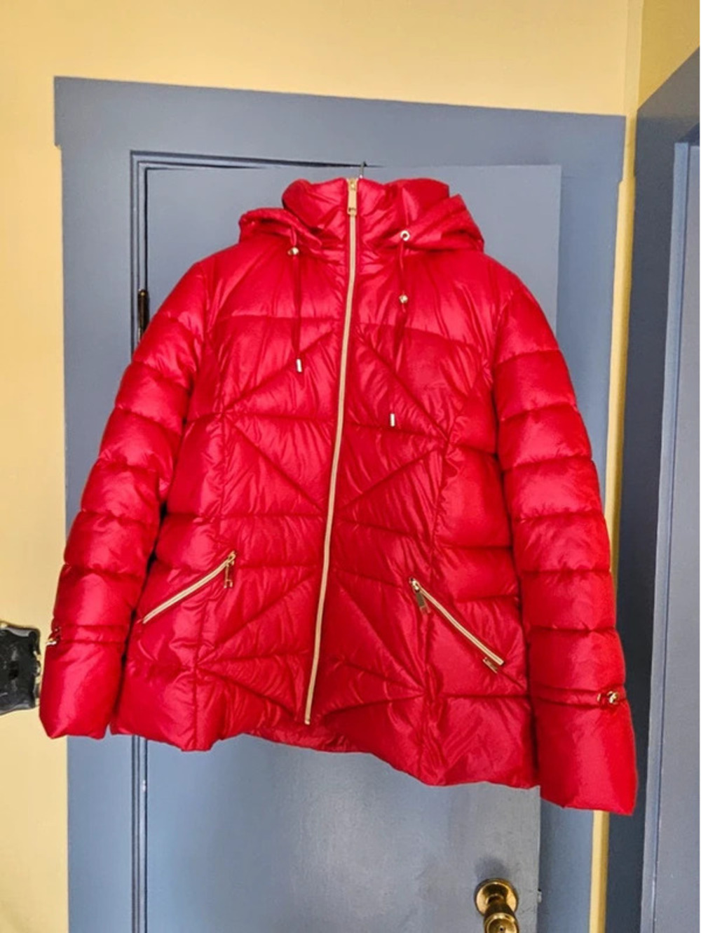 Nine West Women’s XL Red Puffer Jacket Hooded Gold Zip Quilted Winter Coat